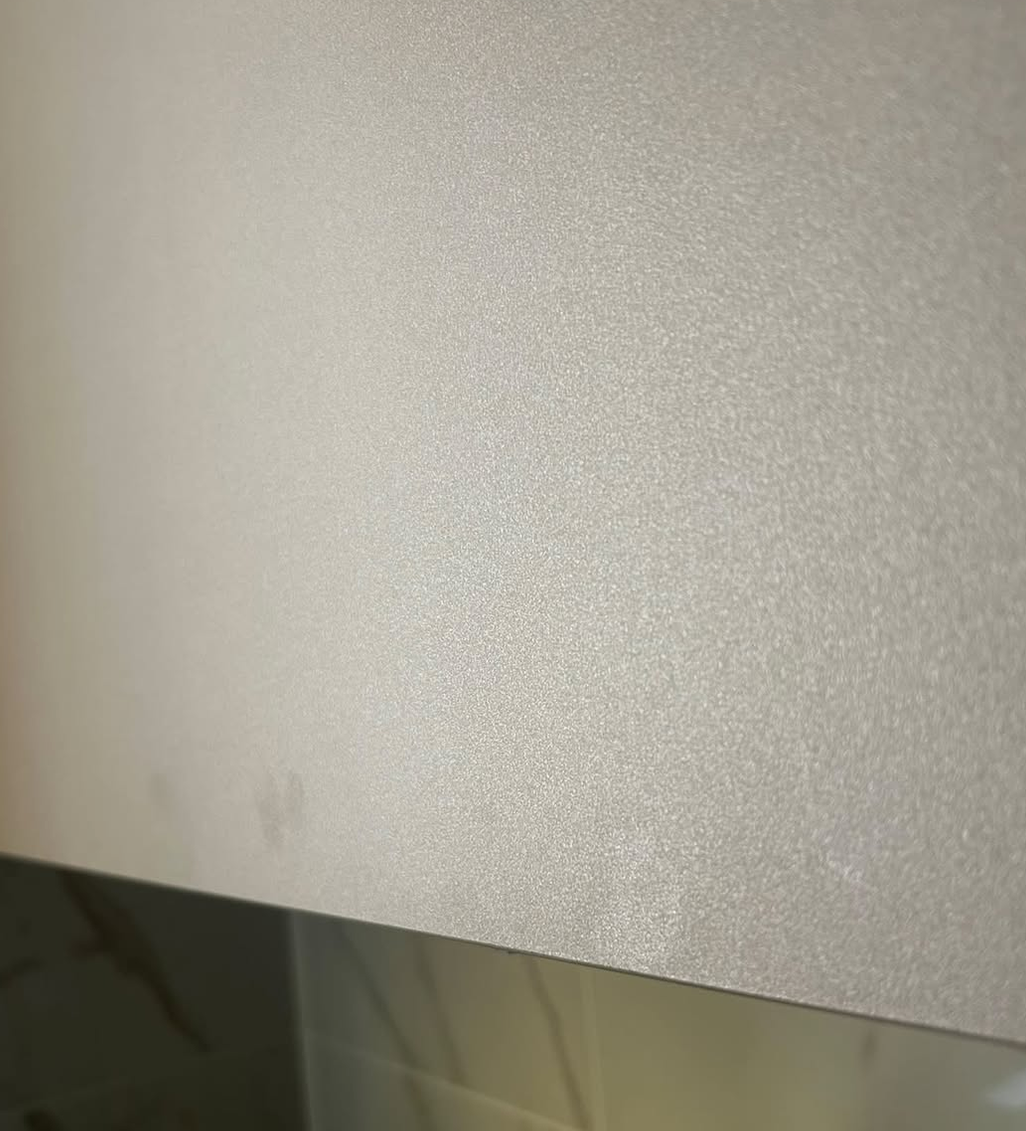Ciao, vi chiedo aiuto per la mia cucina nuova di qualche mese. Ante opache, non riesco a fare andare via i segni come in foto, come posso fare?... Altro...